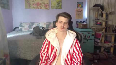 Wyatt online show from 10-20-25, 06:19