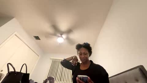 Snapshot of wynterheat chatting on 02-04-25, 09:07 Wynter Heat online show from 02-04-25, 09:07