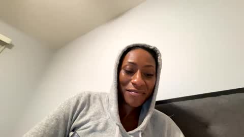 Snapshot of wynterheat chatting on 02-05-25, 11:44 Wynter Heat online show from 02-05-25, 11:44