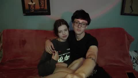 Philipp and Este online show from 09-24-25, 02:20