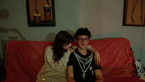 Philipp and Este online show from 10-01-25, 01:55