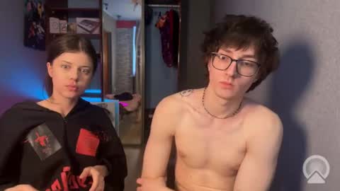 Snapshot of x_files_t chatting on 02-03-26, 06:22 Philipp and Este online show from 02-03-26, 06:22