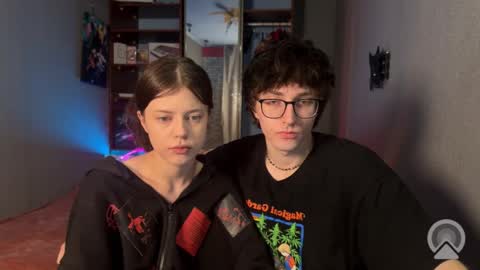 Snapshot of x_files_t chatting on 02-04-26, 05:24 Philipp and Este online show from 02-04-26, 05:24