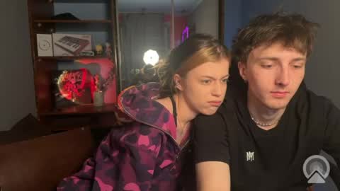 Snapshot of x_files_t chatting on 04-04-26, 02:54 Philipp and Este online show from 04-04-26, 02:54