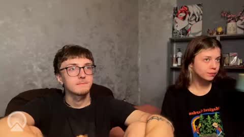 Philipp and Este online show from 07-19-26, 09:35