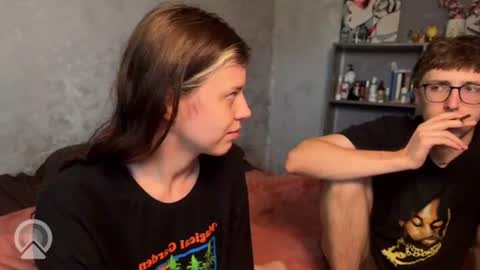 Philipp and Este online show from 07-20-26, 09:23