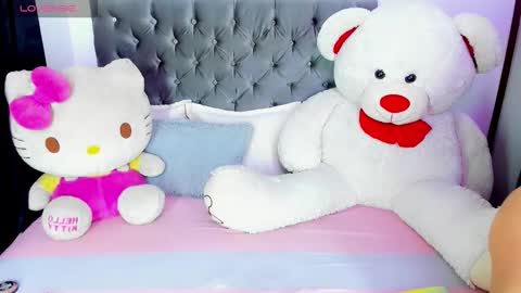 Snapshot of x_indomitable1 chatting on 12-04-25, 04:33 Maria Juliana online show from 12-04-25, 04:33