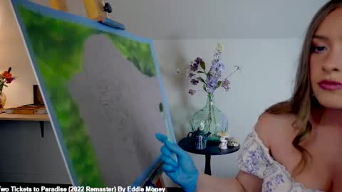 Lily online show from 05-26-26, 10:17