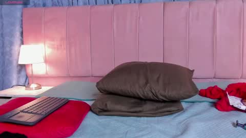 x_milu online show from 02-08-25, 12:17