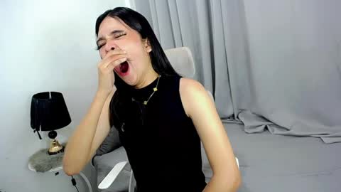 Snapshot of xairah_doux chatting on 04-15-26, 03:02 xairah_doux online show from 04-15-26, 03:02