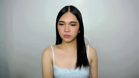 Snapshot of xairah_doux chatting on 04-28-26, 02:49 xairah_doux online show from 04-28-26, 02:49