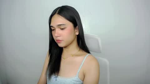 Snapshot of xairah_doux chatting on 05-17-26, 02:53 xairah_doux online show from 05-17-26, 02:53