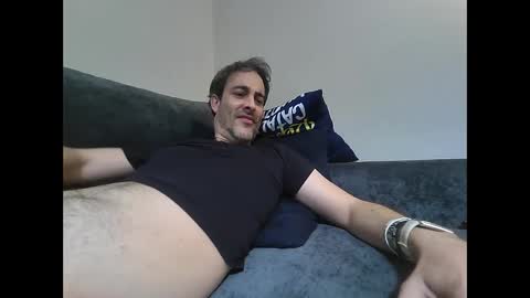 Snapshot of xalegarmax chatting on 01-14-25, 12:00 xalegarmax online show from 01-14-25, 12:00