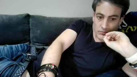 Snapshot of xalegarmax chatting on 01-14-25, 11:27 xalegarmax online show from 01-14-25, 11:27