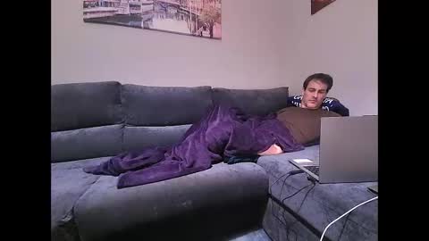 Snapshot of xalegarmax chatting on 01-18-25, 11:22 xalegarmax online show from 01-18-25, 11:22