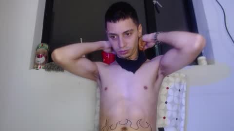Snapshot of xalejo_max chatting on 10-21-25, 02:18 xalejo_max online show from 10-21-25, 02:18