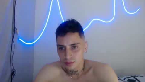 Snapshot of xalejo_max chatting on 11-30-25, 03:43 xalejo_max online show from 11-30-25, 03:43