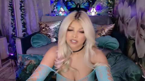 Snapshot of xalexax chatting on 02-17-25, 08:58 sooo hey im Sperm Mystik from Fuckistan i want you full my all holes bcs i have penis fever online show from 02-17-25, 08:58