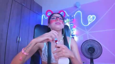 XALLYSONX online show from 02-04-25, 05:34