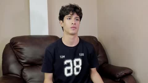 Snapshot of xam_collen chatting on 12-04-25, 04:48 xam_collen online show from 12-04-25, 04:48