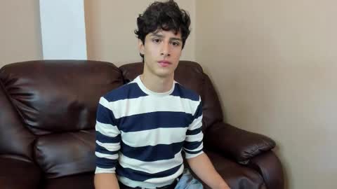 Snapshot of xam_collen chatting on 12-20-25, 04:58 xam_collen online show from 12-20-25, 04:58