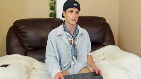 Snapshot of xam_collen chatting on 02-21-26, 11:39 xam_collen online show from 02-21-26, 11:39