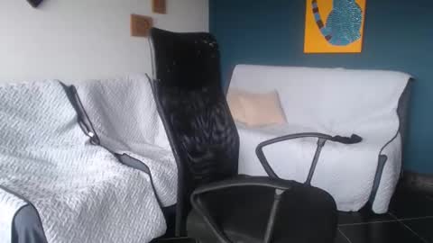 Daniel online show from 12-02-24, 07:27