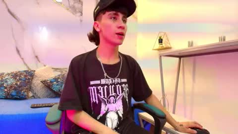 Snapshot of xandergrey8 chatting on 02-23-26, 07:33 xandergrey8 online show from 02-23-26, 07:33