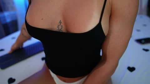 Alexandra online show from 06-11-26, 12:32