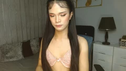 ELLA online show from 07-11-26, 06:38