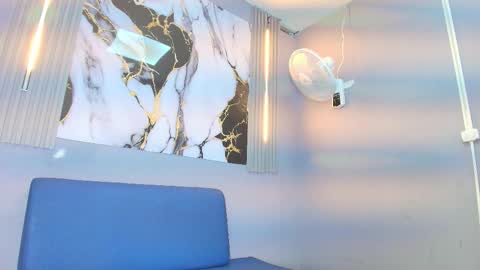 Snapshot of xavi_lee chatting on 12-14-25, 12:54 XAVI online show from 12-14-25, 12:54