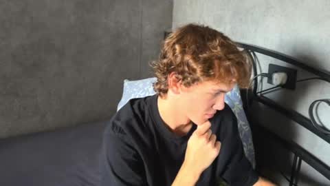 Xavier  PVT open  online show from 09-29-25, 04:28