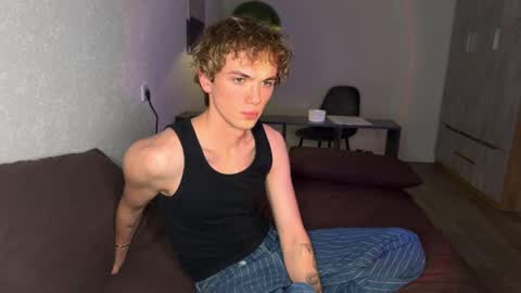 Xavier  PVT open  online show from 04-07-26, 03:12