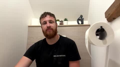 Snapshot of xavou779 chatting on 09-19-25, 09:00 xavou779 online show from 09-19-25, 09:00