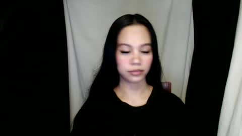 Snapshot of xblaire chatting on 12-19-24, 06:12 Blaire online show from 12-19-24, 06:12