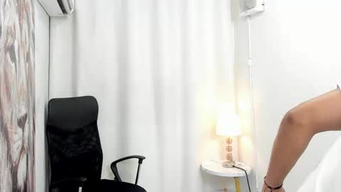 Snapshot of xboy_fantasyx chatting on 09-12-25, 12:38 David online show from 09-12-25, 12:38