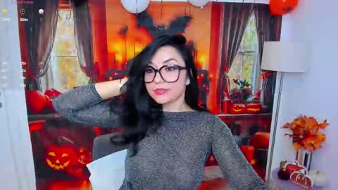 Snapshot of xchristalx chatting on 10-21-25, 07:47 Christal online show from 10-21-25, 07:47