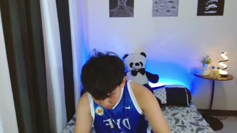 Charlie online show from 06-25-26, 02:00