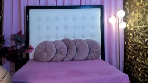 Snapshot of xclassyrica chatting on 10-22-25, 08:25 rica online show from 10-22-25, 08:25