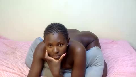 Snapshot of xeenah chatting on 03-13-26, 10:16 xeenah online show from 03-13-26, 10:16