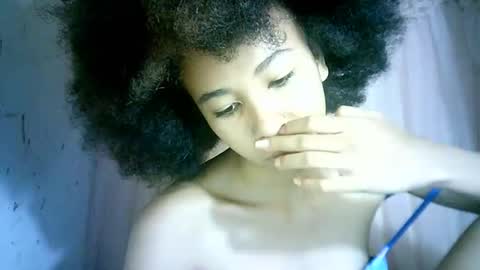 xenna610827 online show from 03-10-25, 01:54