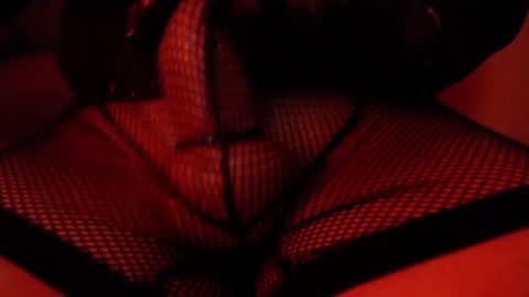 Snapshot of xeran243164 chatting on 07-15-26, 02:17 Xeran online show from 07-15-26, 02:17