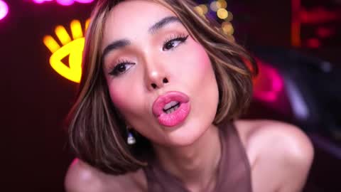 Anne online show from 02-21-25, 06:18