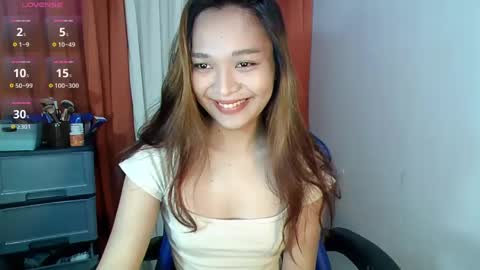 xhotlickerkiarax online show from 12-04-24, 10:30