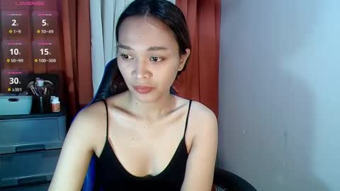 xhotlickerkiarax online show from 12-07-24, 01:14