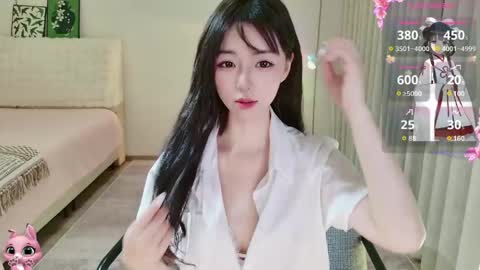 xiaoyu ko online show from 04-08-26, 10:10