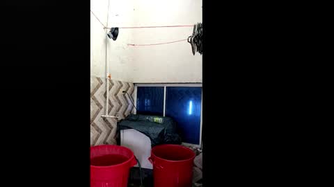 xilongbaby29 online show from 10-18-25, 01:56