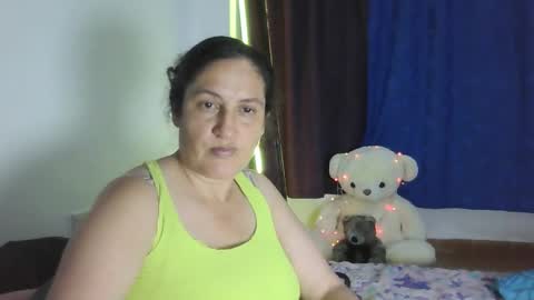 Snapshot of xime5144838 chatting on 12-27-24, 02:04 Ximena online show from 12-27-24, 02:04