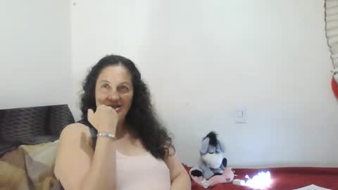 Snapshot of xime5144838 chatting on 03-03-25, 01:21 Ximena online show from 03-03-25, 01:21