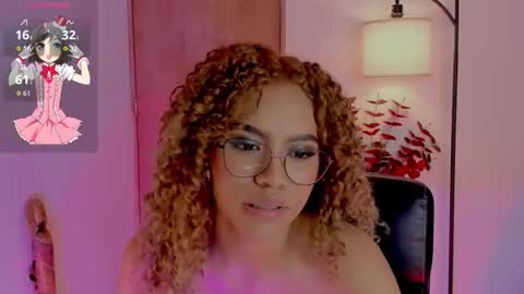 Snapshot of ximena_sotto1 chatting on 10-18-25, 10:21 camila online show from 10-18-25, 10:21